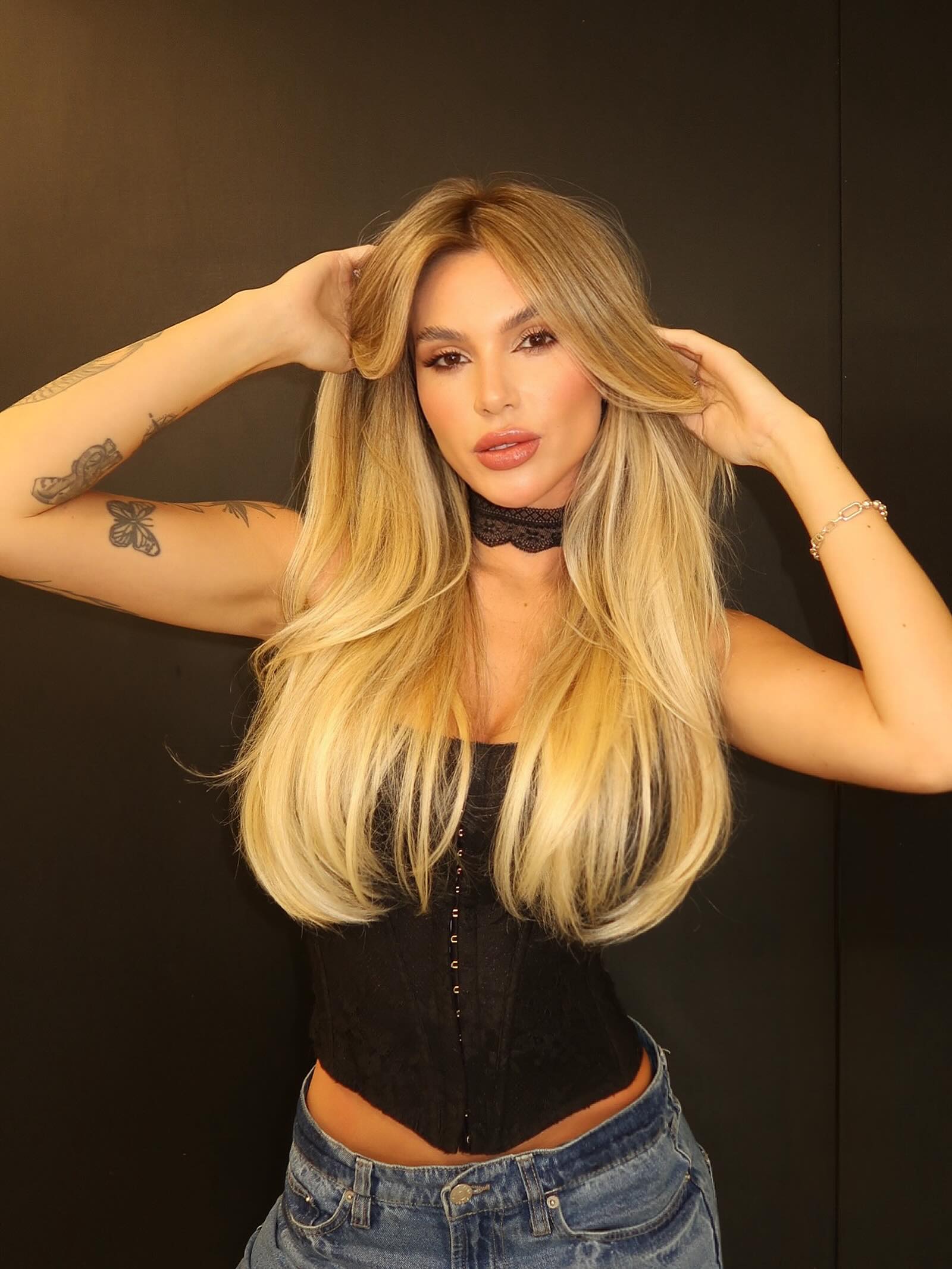 Mega hair